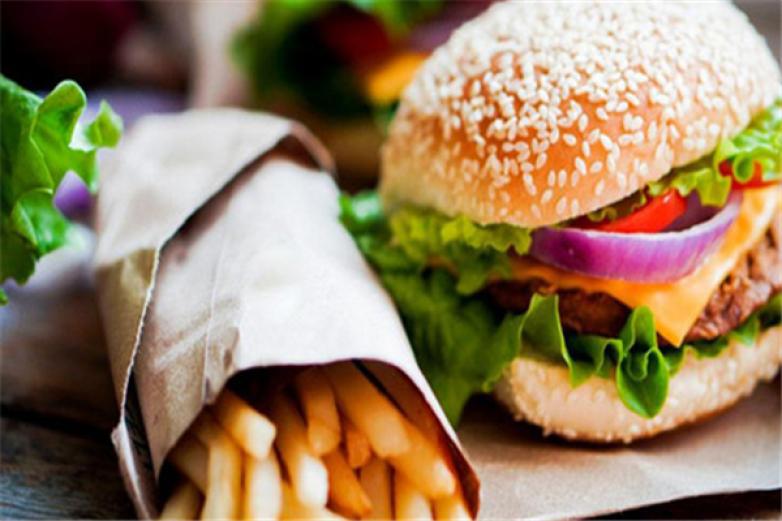 艾莱克炸鸡汉堡